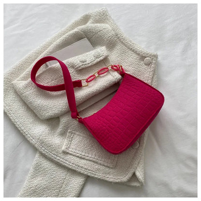 New Popular Retro Gentle Temperament Small Square Bag Shoulder Portable Fashion Leisure Bag.