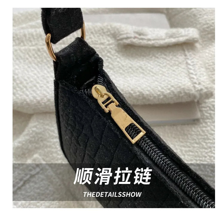 New Popular Retro Gentle Temperament Small Square Bag Shoulder Portable Fashion Leisure Bag.
