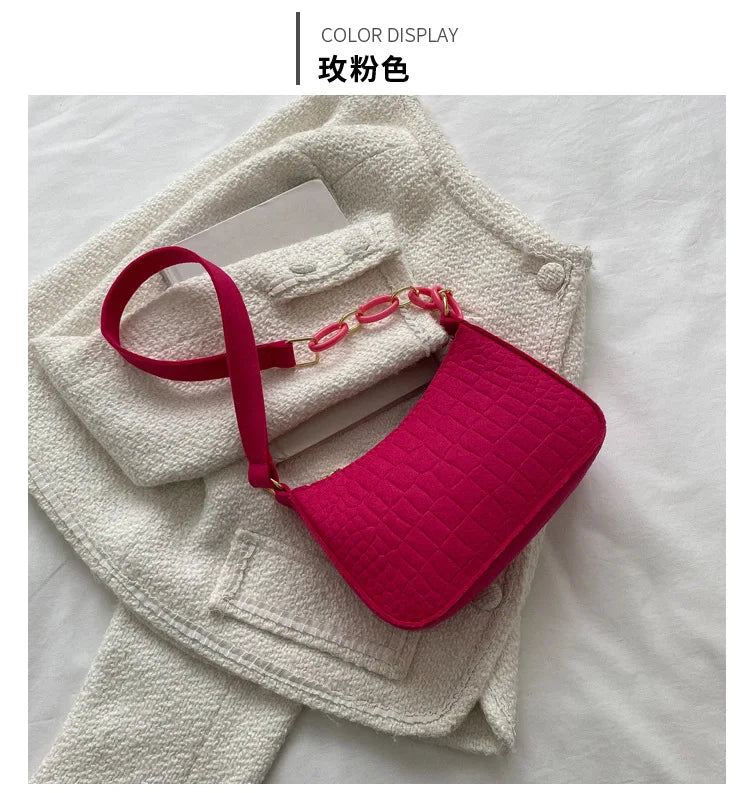 New Popular Retro Gentle Temperament Small Square Bag Shoulder Portable Fashion Leisure Bag.