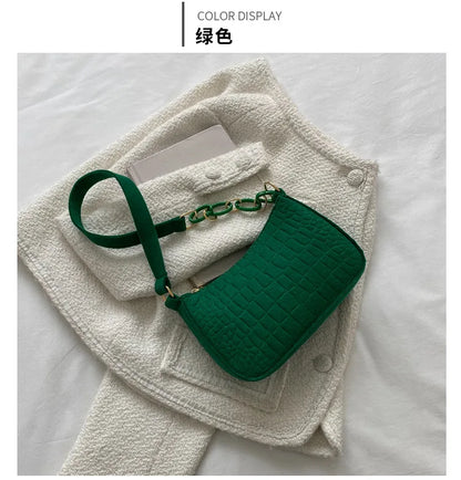 New Popular Retro Gentle Temperament Small Square Bag Shoulder Portable Fashion Leisure Bag.