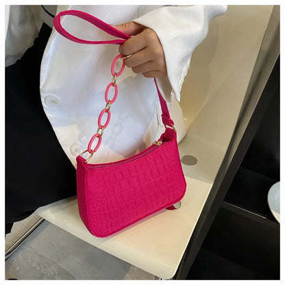 New Popular Retro Gentle Temperament Small Square Bag Shoulder Portable Fashion Leisure Bag.